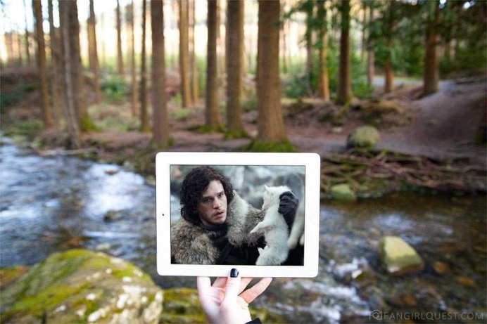 Game of Thrones: Fangirl Quest Recreate Their Favourite Film Scenes