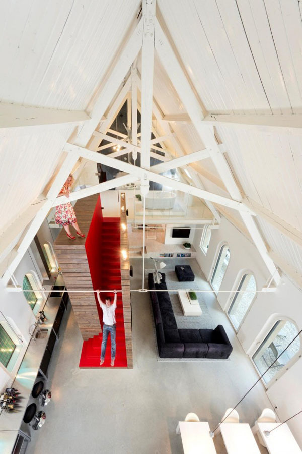 trendland_godsloftstory_01 #interior #red #design #color #roof #architecture #pitched