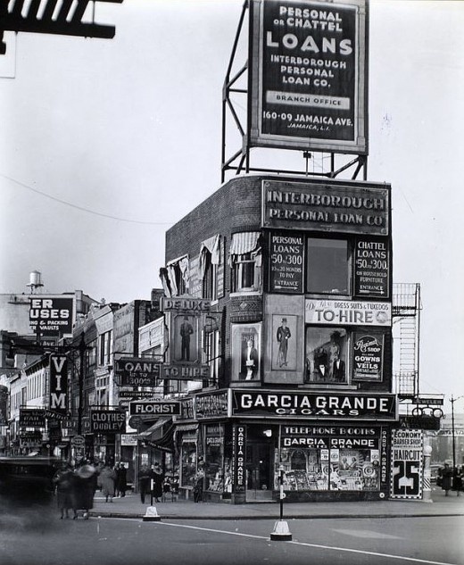 NEW YORK (1935-38) | InspireFirst #billboard #advertising #photography #vintage #signage #50s #typography