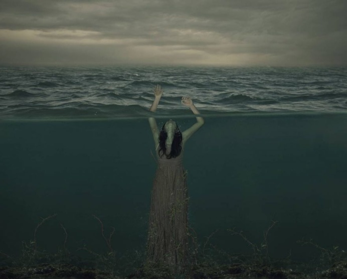 Conceptual and Fine Art Photography by Elnaz Abedi