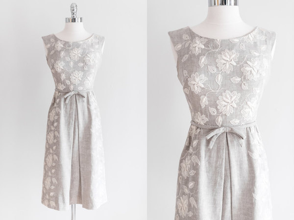 Vintage 1950s Embroidered Gray Linen Dress XS #vintage #fashion #lace #flowers #grey