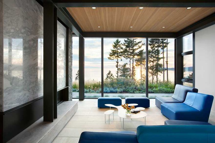 Collingwood Residence on Bowen Island's West Coast / Frits de Vries Architects