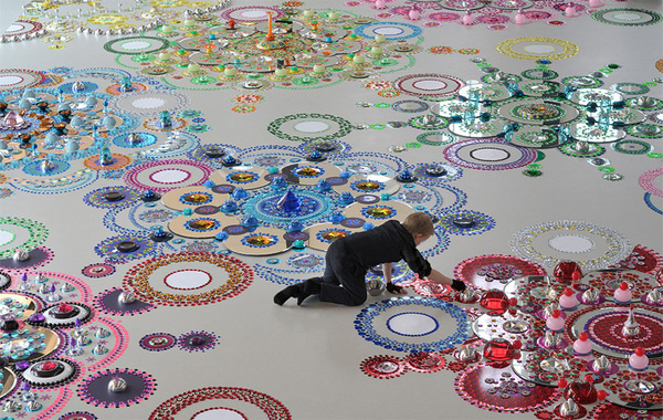 Remarkable Kaleidoscopic Floor Installations Made of Mirrors, Crystals and Glass by Suzan Drummen #art #installation