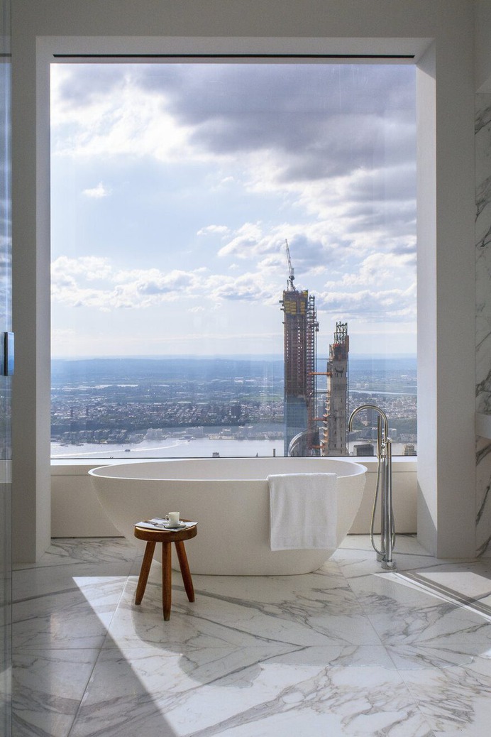 bathroom, New York / Axis Mundi