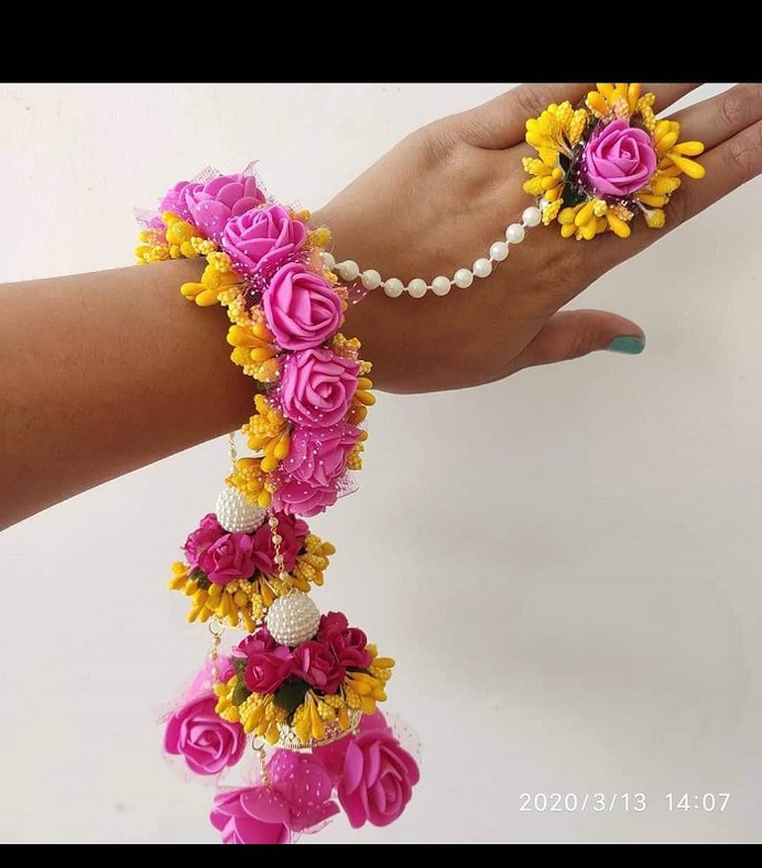 latest hathphool designs