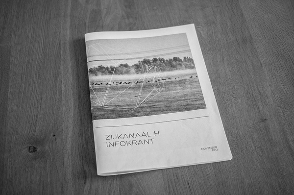 Zijkanaal H informant #news #water #amsterdam #lake #paper #typography