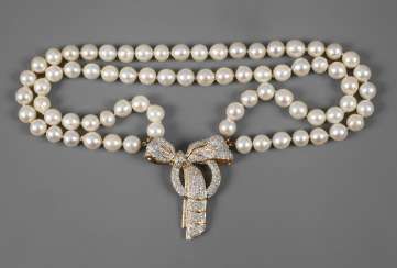 High-Quality Akoya Cultured Pearls Necklace