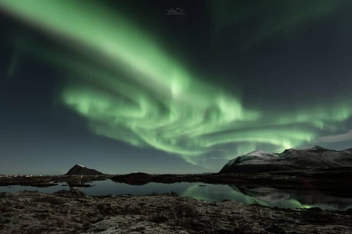 Lofoten Arctic Photography: Aurora Borealis and Northern Winter Wonderland