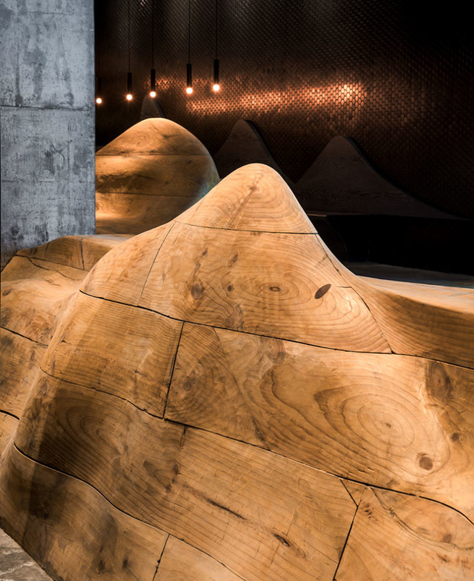 Daipu Architects Shows Amazing Way to use Wood in Renovation - InteriorZine #restaurant #decor #interior