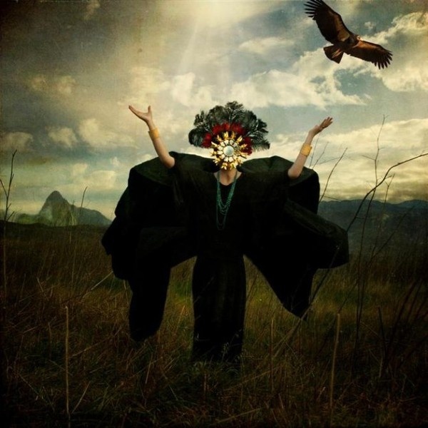 Surreal Fine Art Photography by Tina Schultz #inspiration #surreal #photography