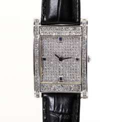 Eye-catching jewelry watch with diamonds
