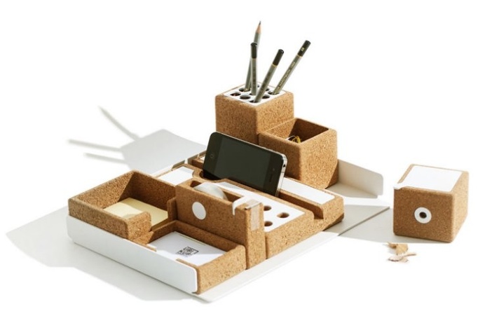 This set of desk accessories helps you get your work done in style.