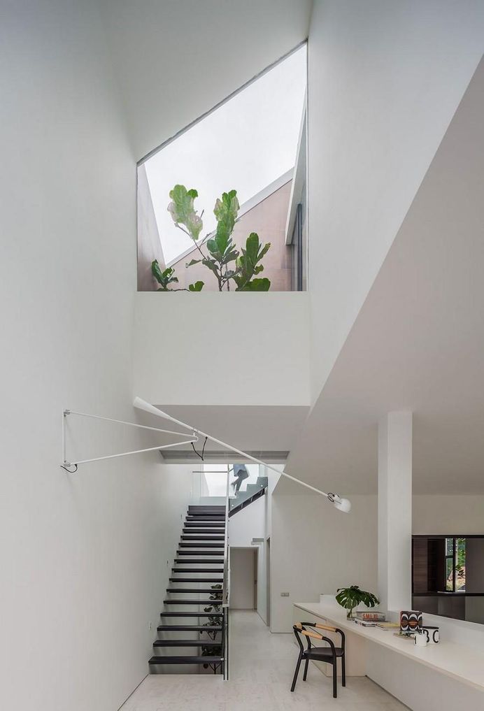 Through Residence, Hier Architects 8, stairs