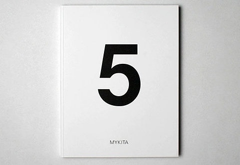 5 | Shiro to Kuro #helvetica #minimal #typography