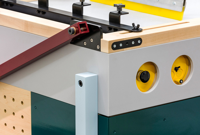 Screen printing press