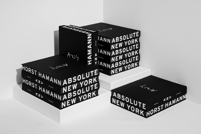 Deutsche & Japaner #white #book #black #photography #and #type #editorial