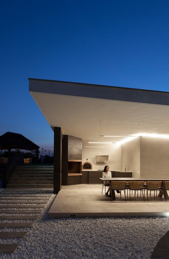 This Summer Pavilion is Created Totally Open to the Garden 10