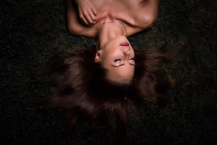 Beautiful and Emotional Female Portraits by Joey Bremmers