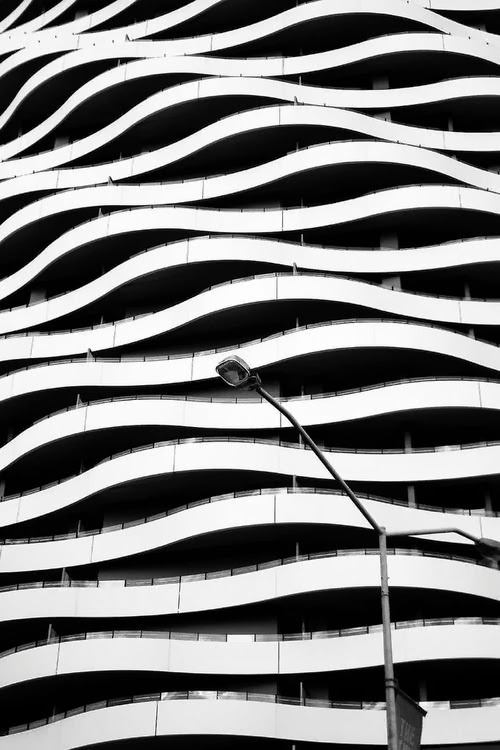 http://off-the-wall-b.tumblr.com/ #post #lamp #lines #buildings