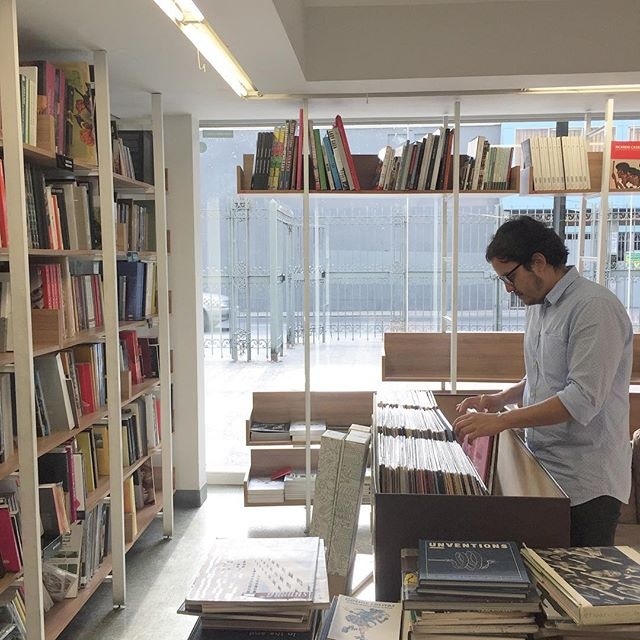 #mediatica #viernesmutante #mutantestudio #lima #perú #renzogonzales #centrodelima #design
