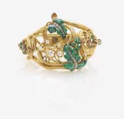 BANGLE WITH DIAMONDS AND TRANSLUCENT MAIL