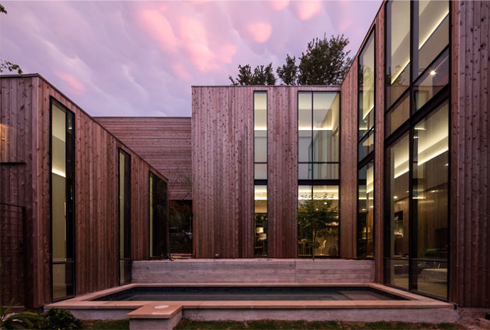 Bercy Chen Studio Combine Simple Cubic Forms to Assemble Modernist House - InteriorZine