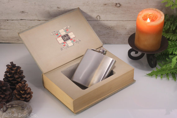 Vintage Hollow Book & Whiskey Hip Flask SIGMUND FREUD #freud #book #hollow #etsy #handmade #sigmund #psychology