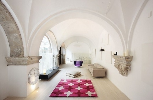 Viviendas - Studio: MINIM - interior design studio and furniture store in Barcelona #interior #gothic