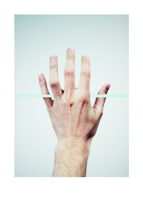 Comparing and contrasting two and three dimensional objects.Tamas Horvathhttp://tumblr.notwo.org