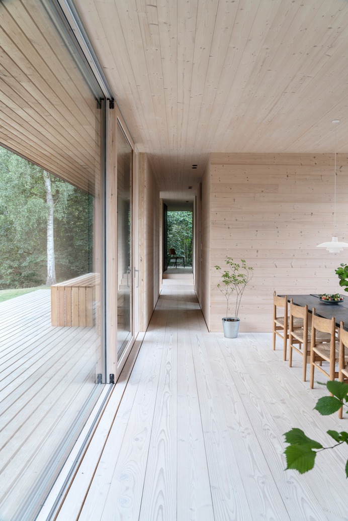 Villa Korup by Marshall Blecher