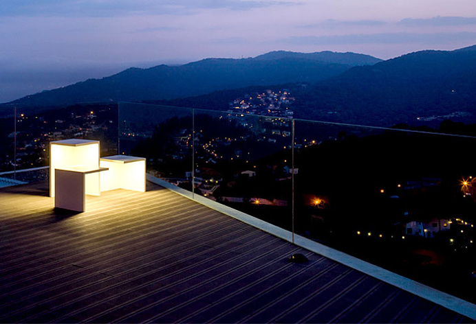 Furniture Meets Light: Empty by VIBIA - ights, lamp, lighting #design, #lighting, outdoor, architecture, house, dream home, #outdoor furnitu