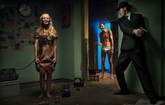 Dramatic Theatrical Photography by Andrey Kezzyn
