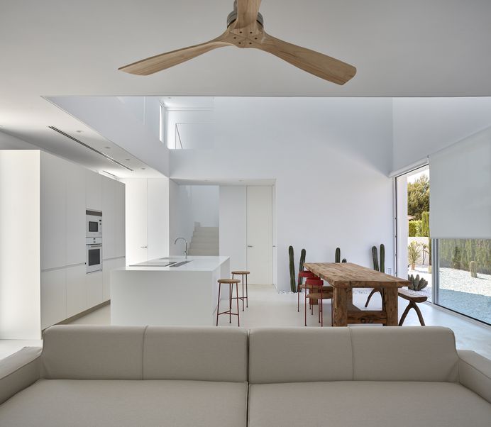 Carmen House by Carles Faus Arquitectura