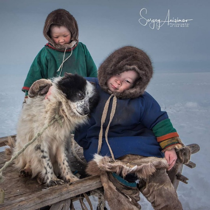 Sergey Anisimov Captures The Daily Life in Northwest Siberia