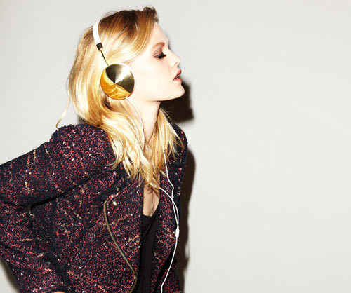 Frends Fashionable Modern Headphones and Earbuds for Women Photo #headphones
