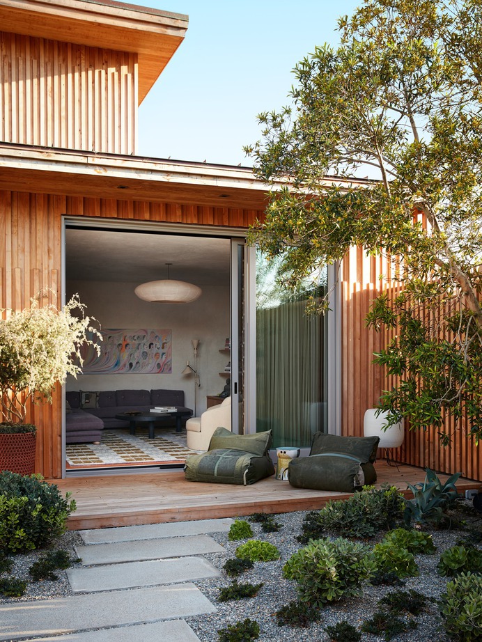 Surf House in Santa Cruz by Feldman Architecture