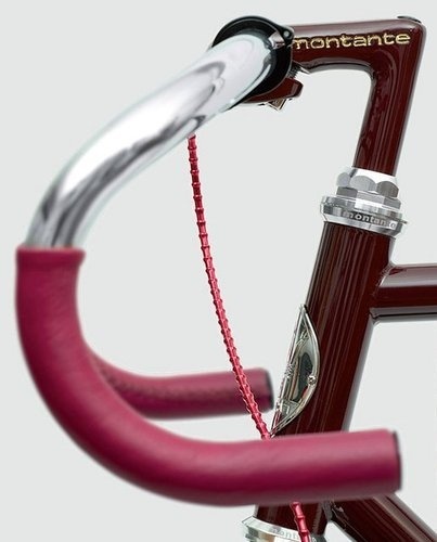 Dailymovement #maroon #red #bicycle #fixed #wheel #bike