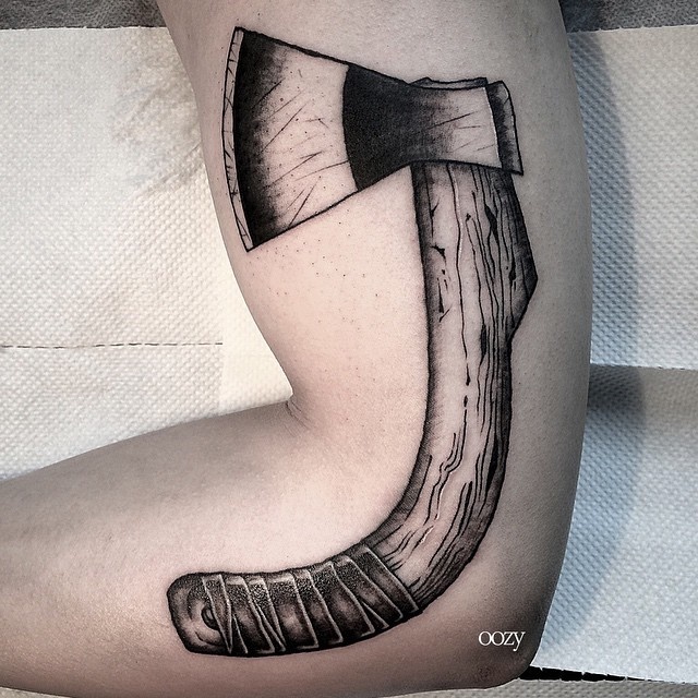 Artist Tattoos Tools Of People's Professions On Their Skin