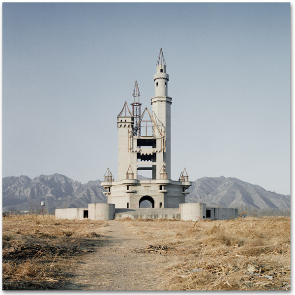 http://www.tochtermann.fr/files/gimgs/49_wonderlandtochtermann disney_v2.jpg #structure #abandoned #disney #china #architecture #wonderland