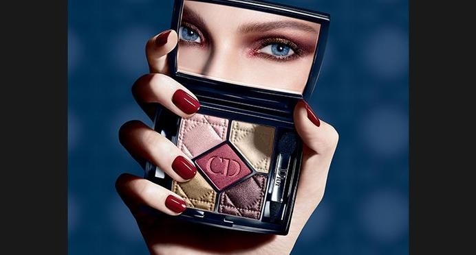 "5 Couleurs, the reinvented Couture eyelook" de Dior #mag #ads #dior #palette