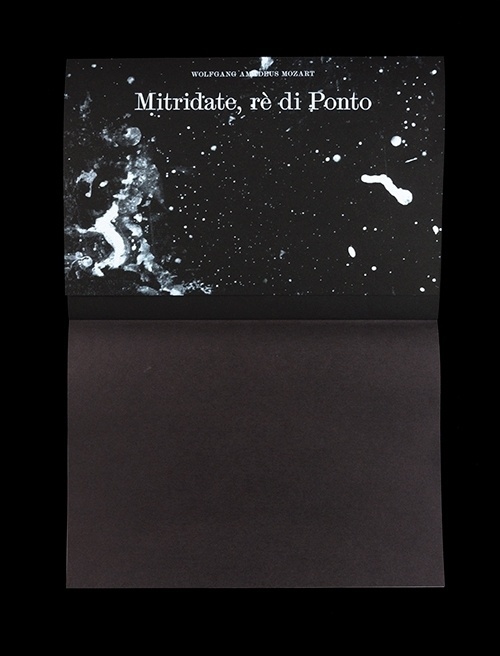 Vajza N'kuti #print #design #graphic #publication