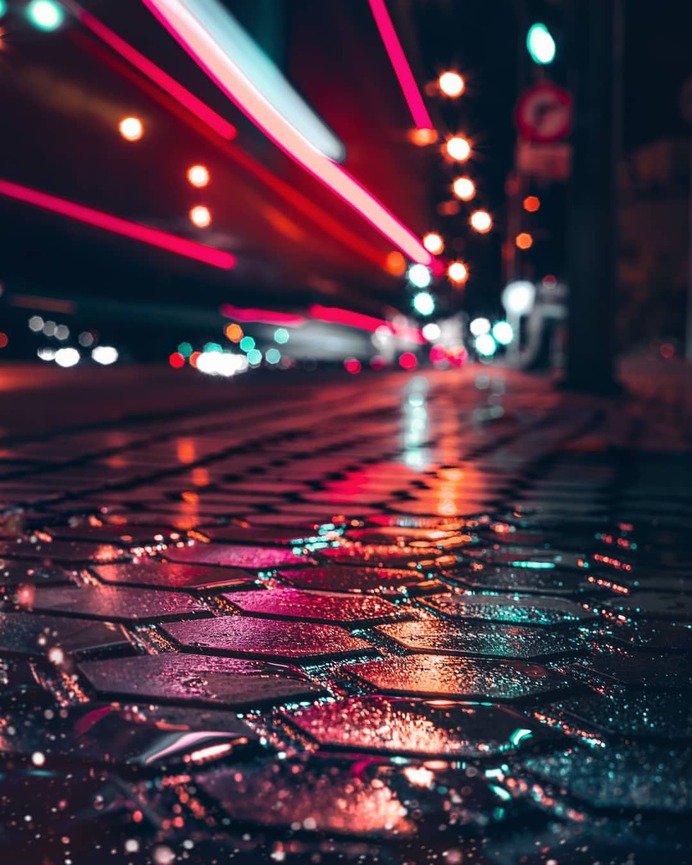 Fantastic and Moody Urban Photos in Spain by Ginés Cirera