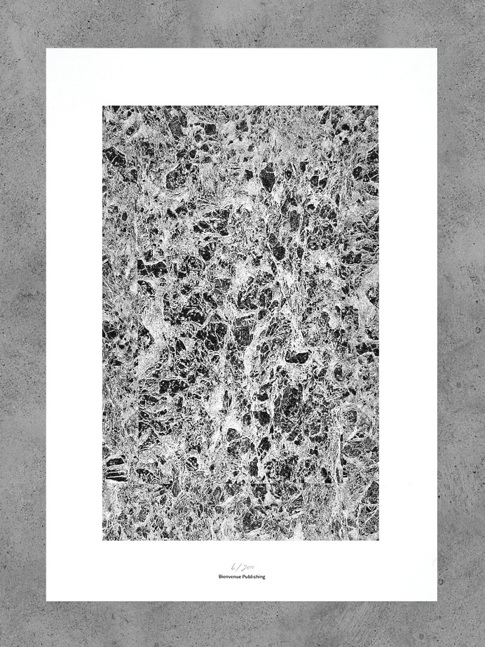 Black Reflection N° 5 Printseries with risograph, each print is unique. Concept & Design: Bienvenue Publishing 297 × 420 mm Risograph Pri