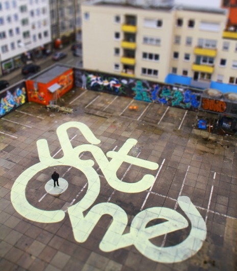 21-satone.png 600×684 pixels #graffiti #type #signage