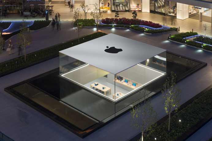 Apple Store, Istanbul (was Constantinople, now it's Istanbul, not Constantinople)