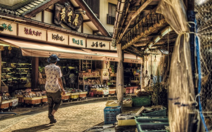 "Shopping For Dinner" by Yuki Iwaoka #Photography #HDR #Wallpaper #Landscape