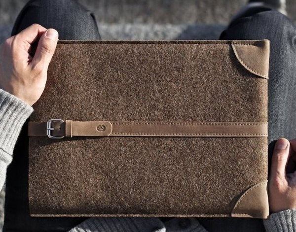 Wool and Leather MacBook Sleeve #macbook #case #sleeve #gadget