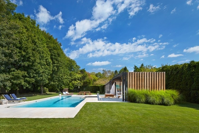 Contemporary Pool House by ICRAVE