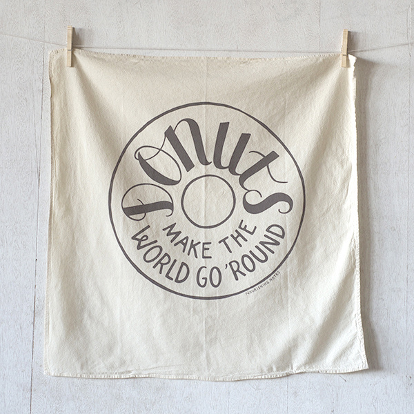 DSC_5339.jpg #flag #type #donuts