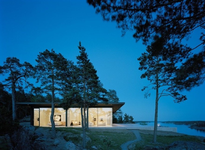 The Glass House in Stockholm Archipelago 18